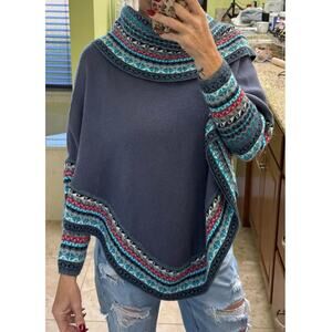 Alpaca Wool turtle neck poncho with sleeves $125 retail small has no tags